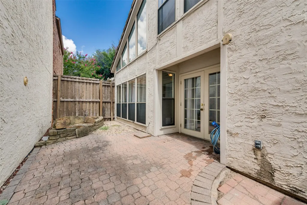 17113 Upper Bay Road Addison TX 75001