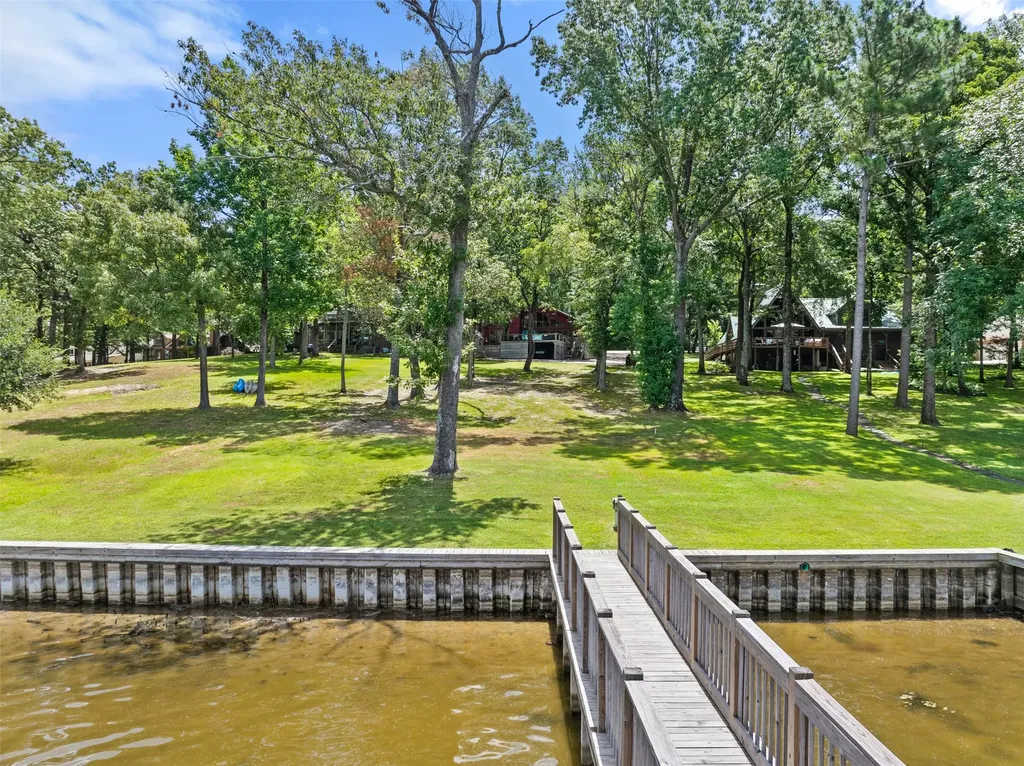 578 County Road 1297 Yantis TX 75497