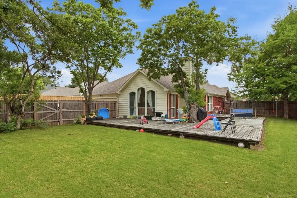 1269 Winston Drive Lewisville TX 75077