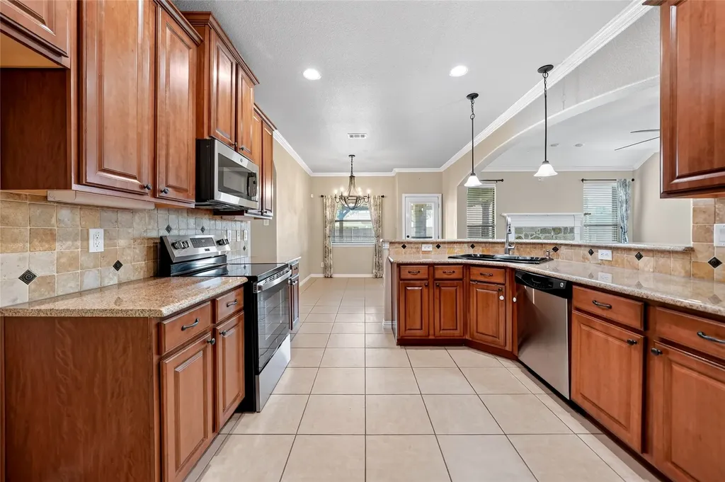 105 Elmwood Trail Forney TX 75126