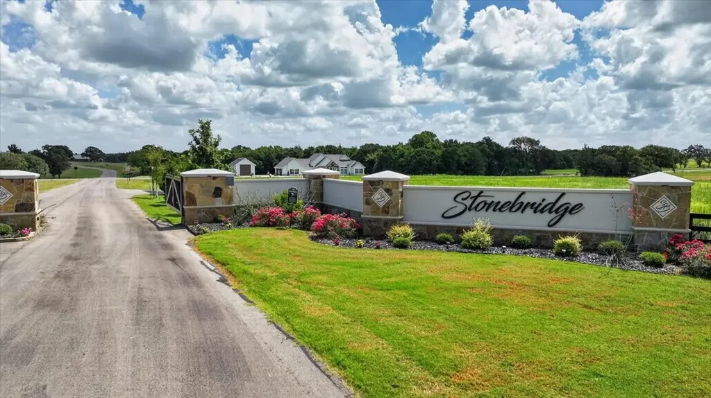 Lot 4 Woodbridge Boulevard Bowie TX 76230
