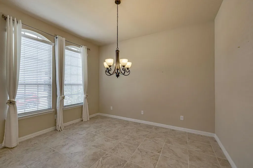 10013 Tule Lake Road Fort Worth TX 76177