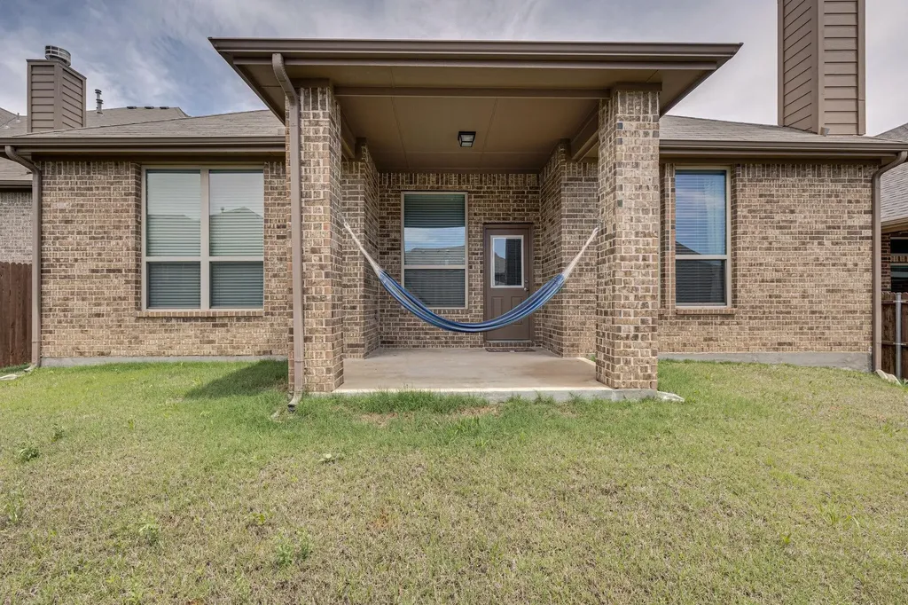 10013 Tule Lake Road Fort Worth TX 76177