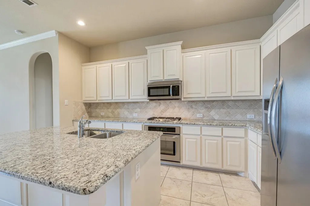10013 Tule Lake Road Fort Worth TX 76177