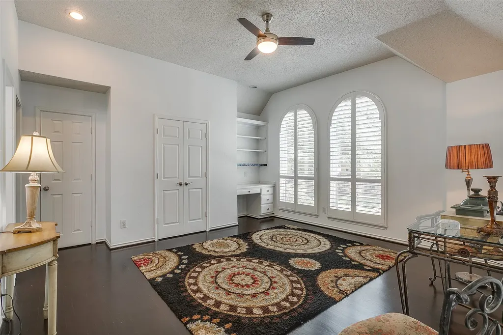 2800 Rosecliff Terrace Grapevine TX 76051
