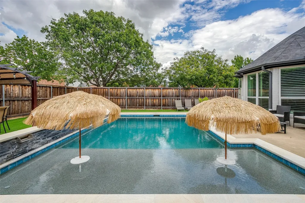 2800 Rosecliff Terrace Grapevine TX 76051