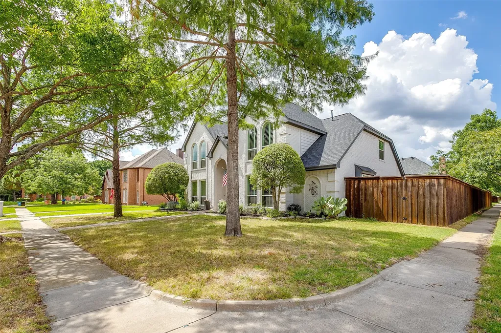 2800 Rosecliff Terrace Grapevine TX 76051