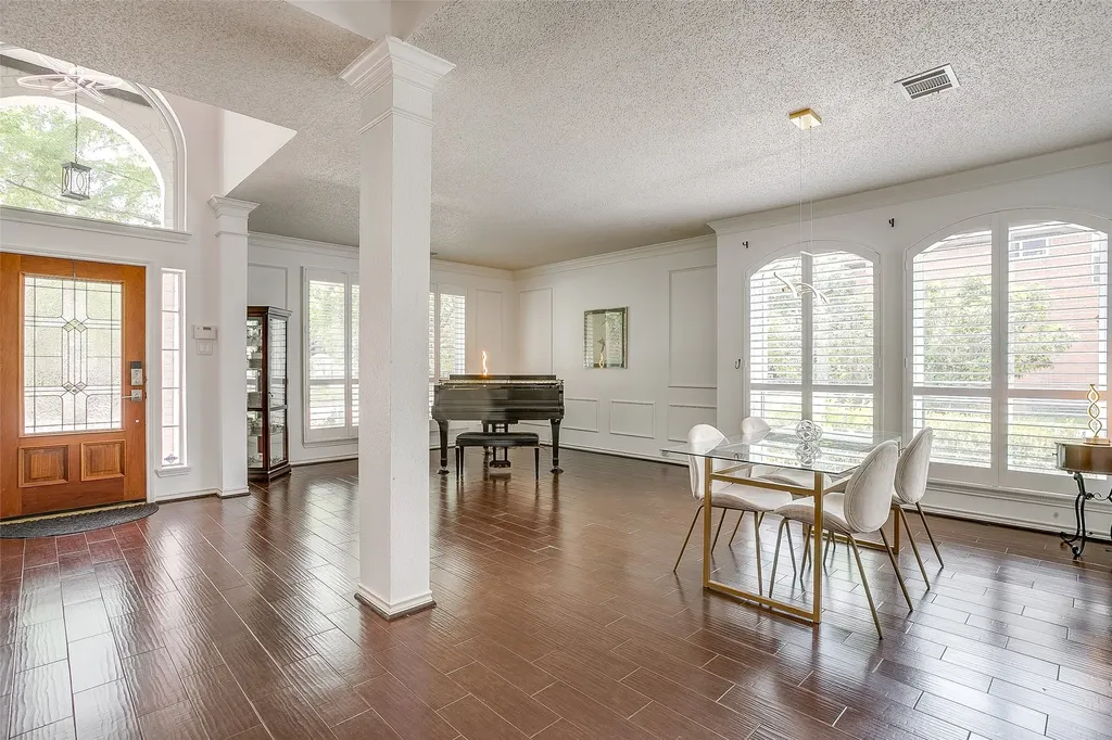 2800 Rosecliff Terrace Grapevine TX 76051