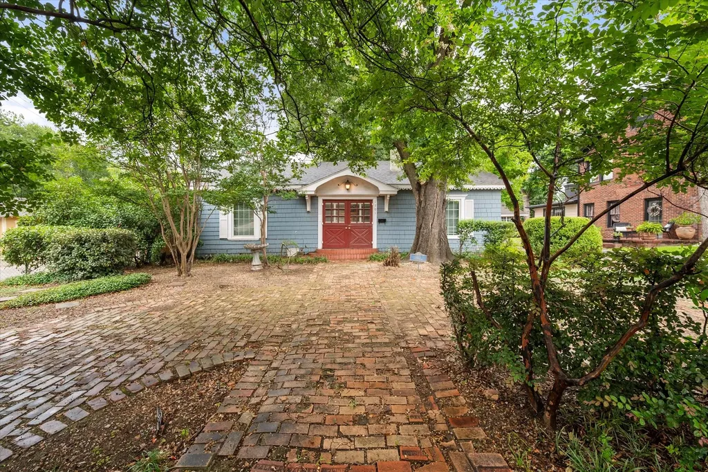 1501 Sycamore Corsicana TX 75110
