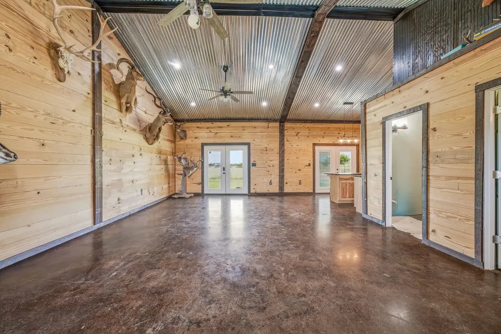 341 Wesley Chapel Road Jacksboro TX 76458
