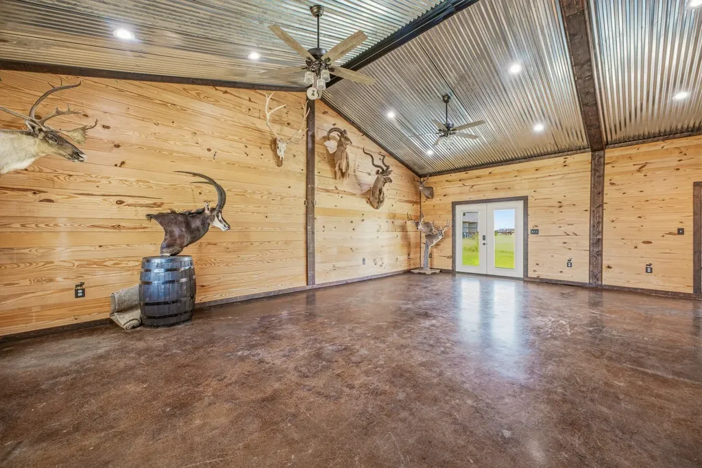 341 Wesley Chapel Road Jacksboro TX 76458