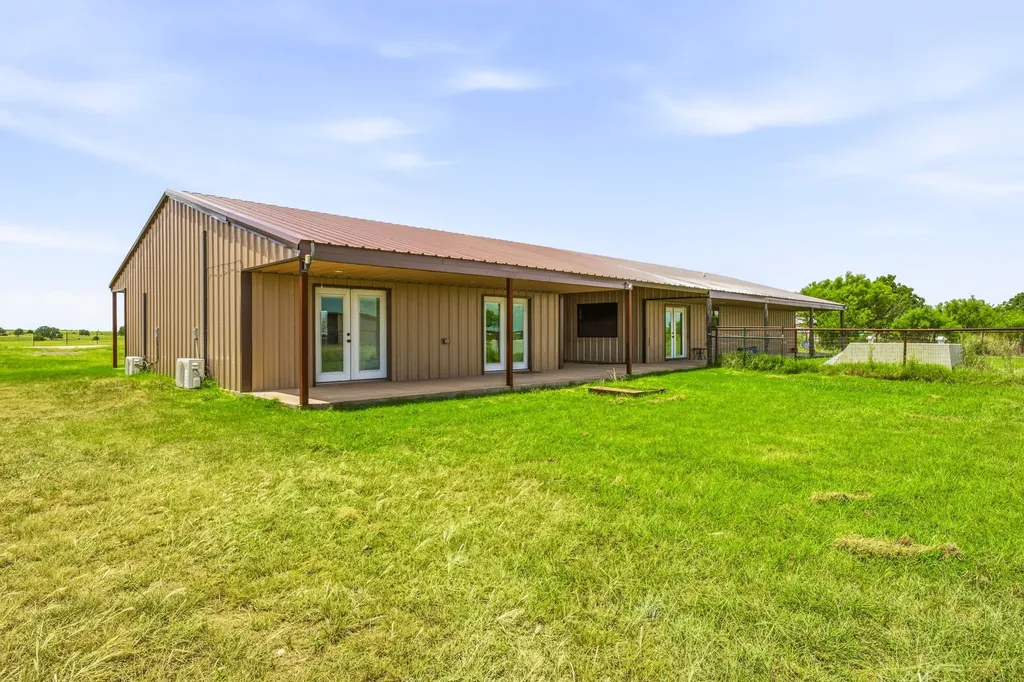 341 Wesley Chapel Road Jacksboro TX 76458