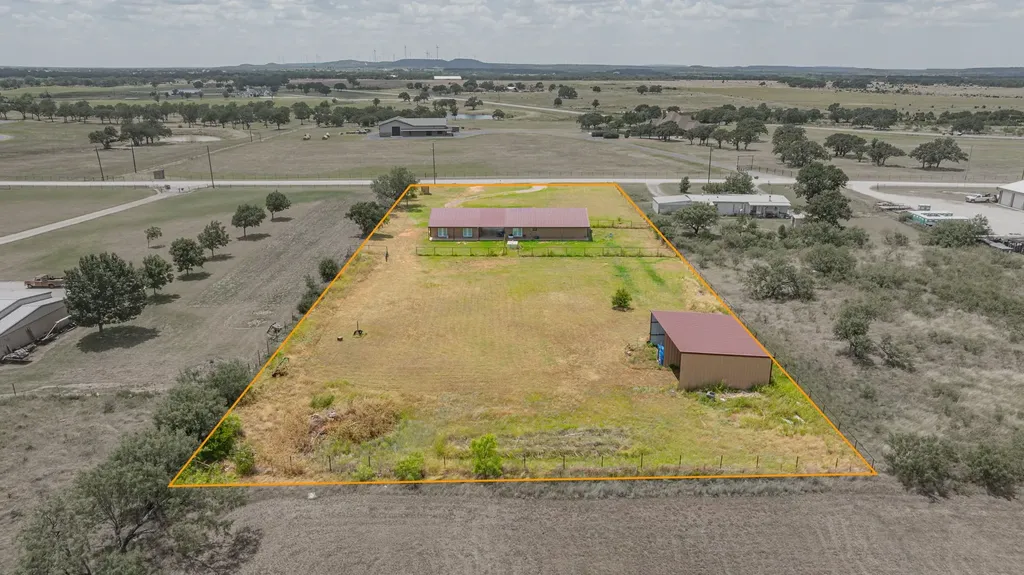 341 Wesley Chapel Road Jacksboro TX 76458