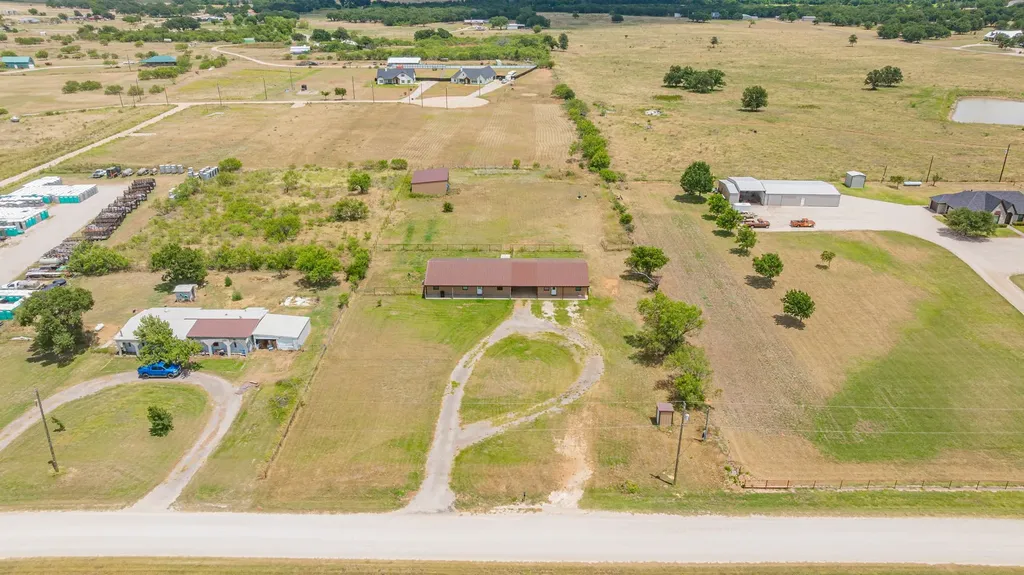 341 Wesley Chapel Road Jacksboro TX 76458
