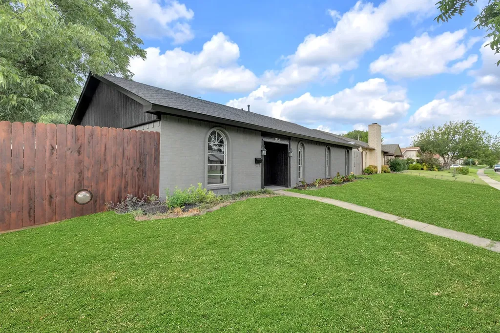 1338 Beechwood Drive Lewisville TX 75067