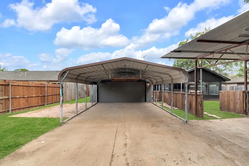 1338 Beechwood Drive Lewisville TX 75067