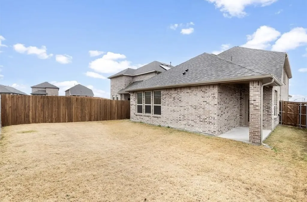759 Gentle Bird Drive Lavon TX 75166