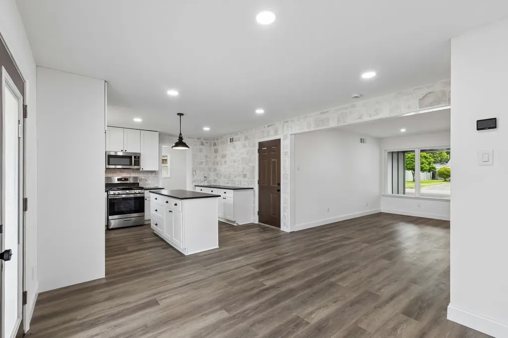 8711 Hackney Lane Dallas TX 75238