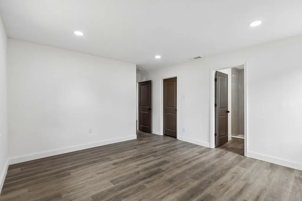 8711 Hackney Lane Dallas TX 75238