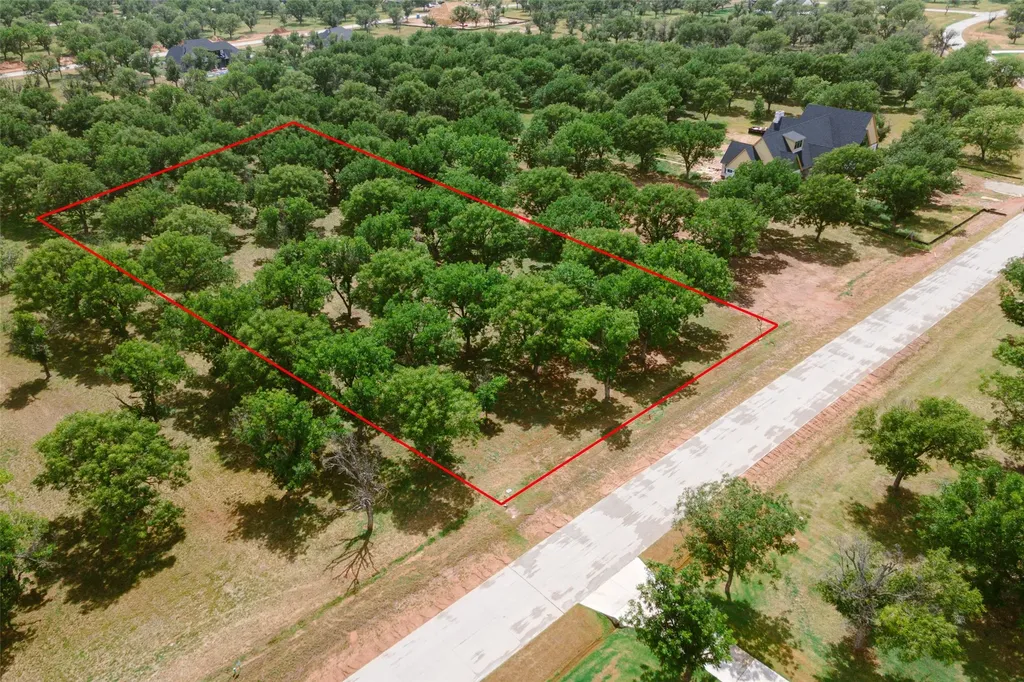 2161 E Landings N Granbury TX 76049