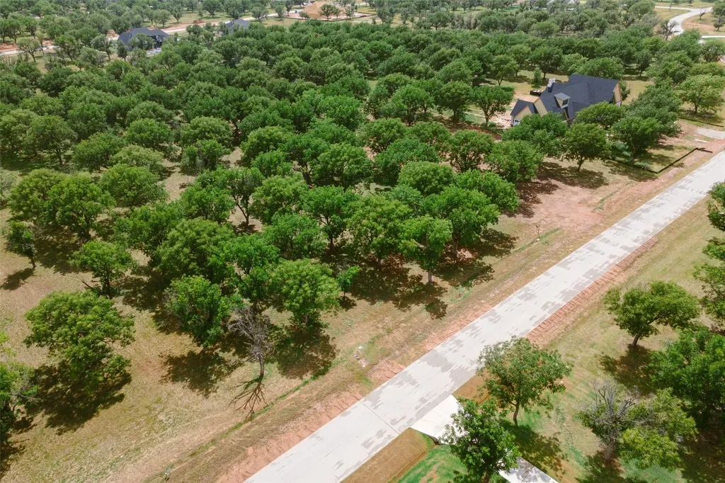 2161 E Landings N Granbury TX 76049