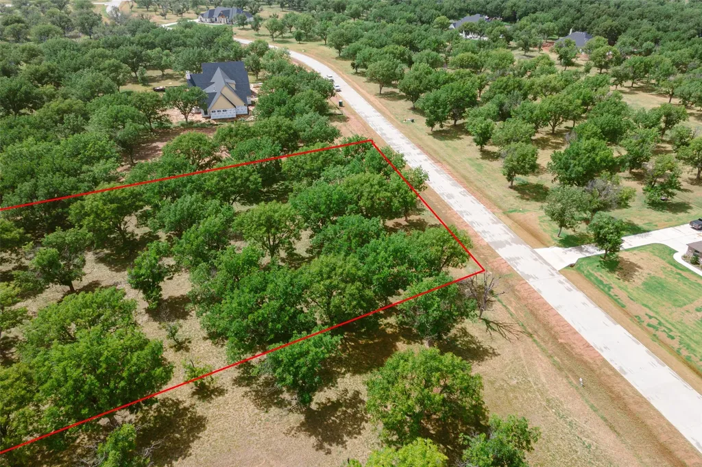 2161 E Landings N Granbury TX 76049
