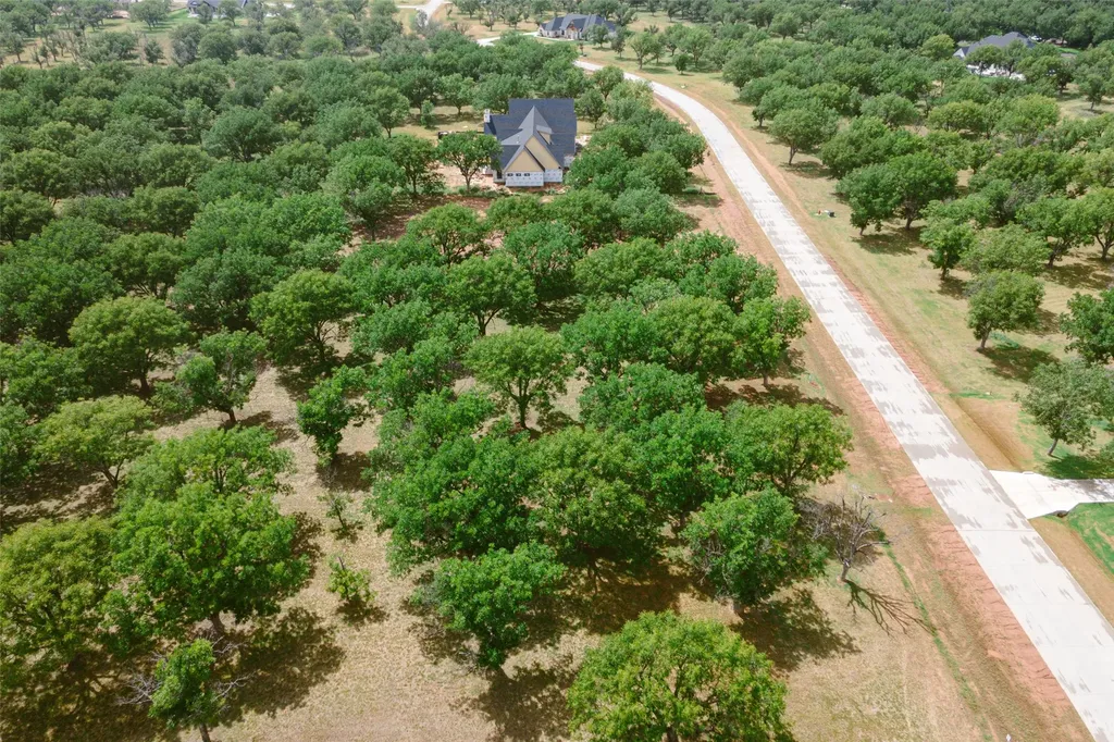 2161 E Landings N Granbury TX 76049