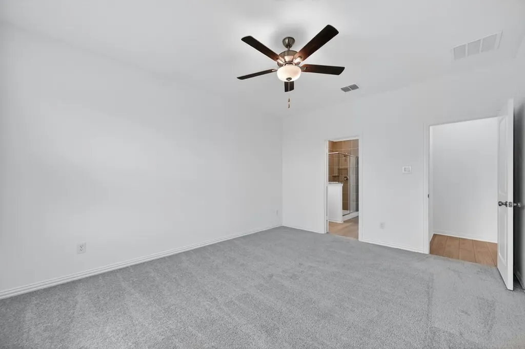 2337 Buffalo Bayou Way Crandall TX 75114