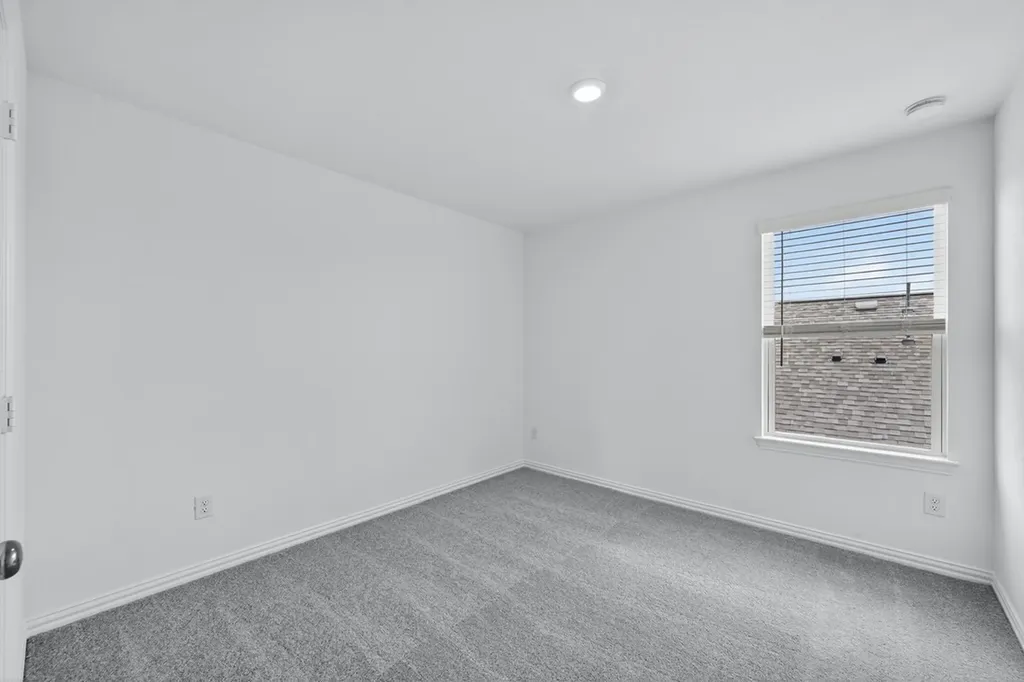 2337 Buffalo Bayou Way Crandall TX 75114