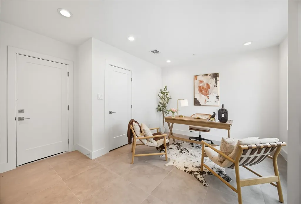4517 Munger Avenue Dallas TX 75204