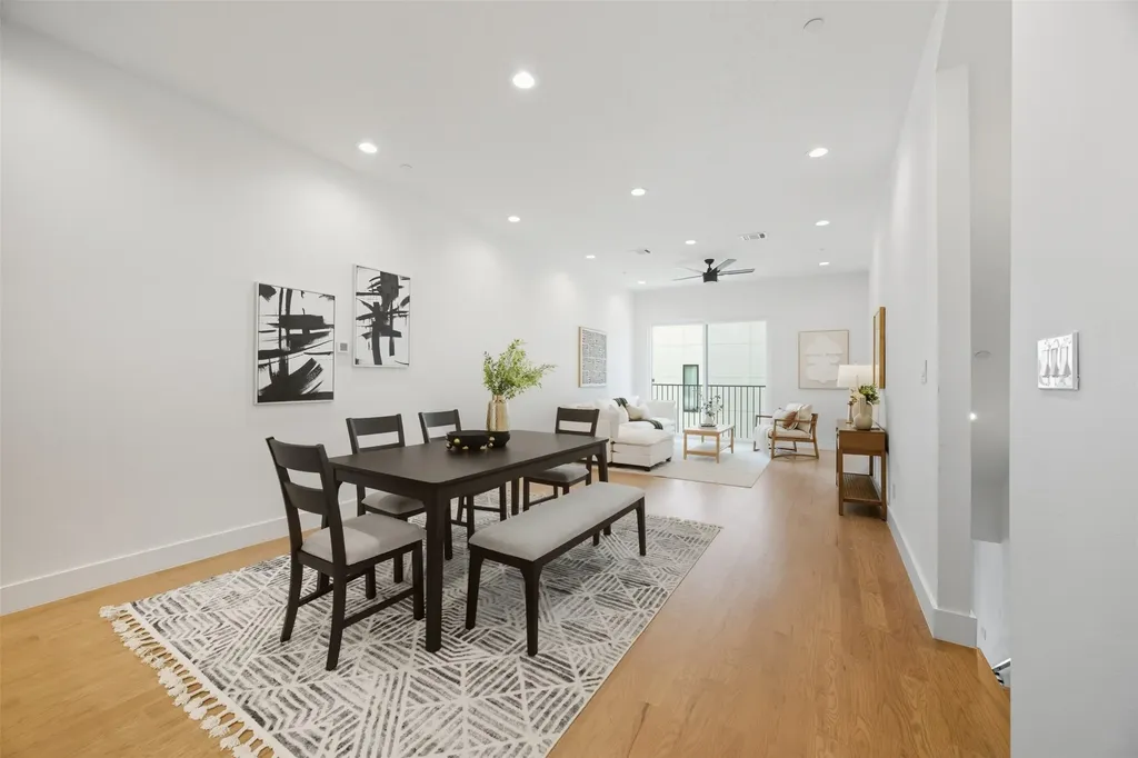 4517 Munger Avenue Dallas TX 75204