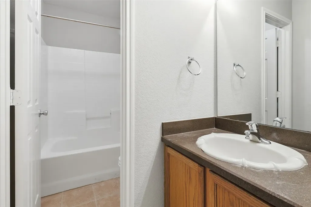 2004 Shannon Drive Mckinney TX 75072