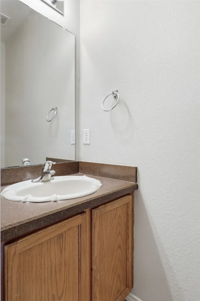 2004 Shannon Drive Mckinney TX 75072