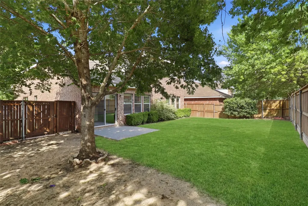 2004 Shannon Drive Mckinney TX 75072