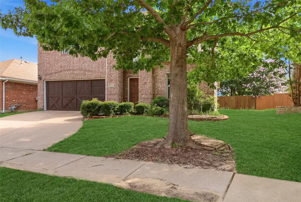 2004 Shannon Drive Mckinney TX 75072