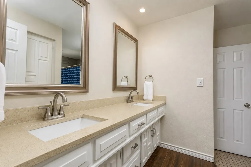 1433 Lincoln Place Carrollton TX 75006