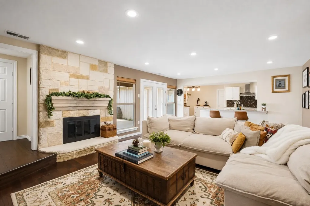 1433 Lincoln Place Carrollton TX 75006