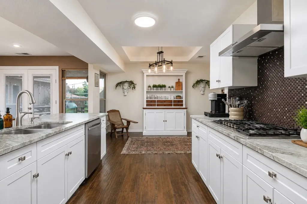 1433 Lincoln Place Carrollton TX 75006