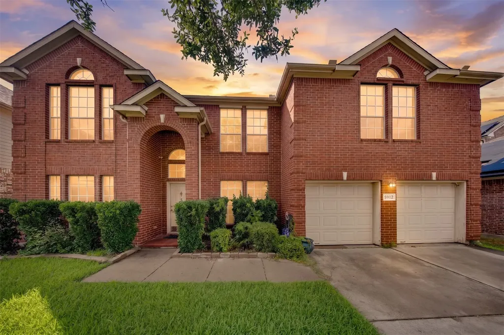 5912 Saddleridge Court Grand Prairie TX 75052