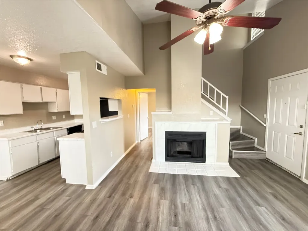 1122 Millview Drive Arlington TX 76012