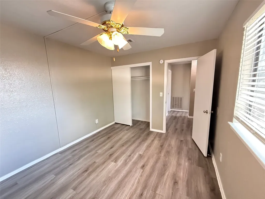 1122 Millview Drive Arlington TX 76012