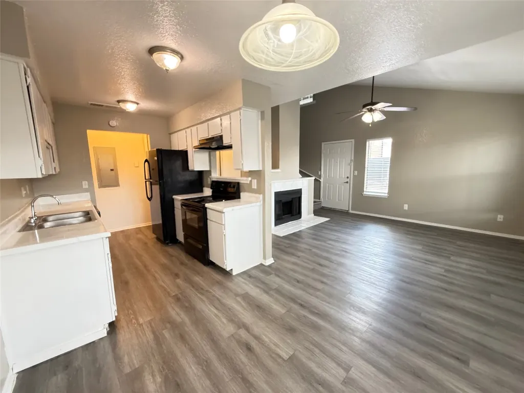 1122 Millview Drive Arlington TX 76012