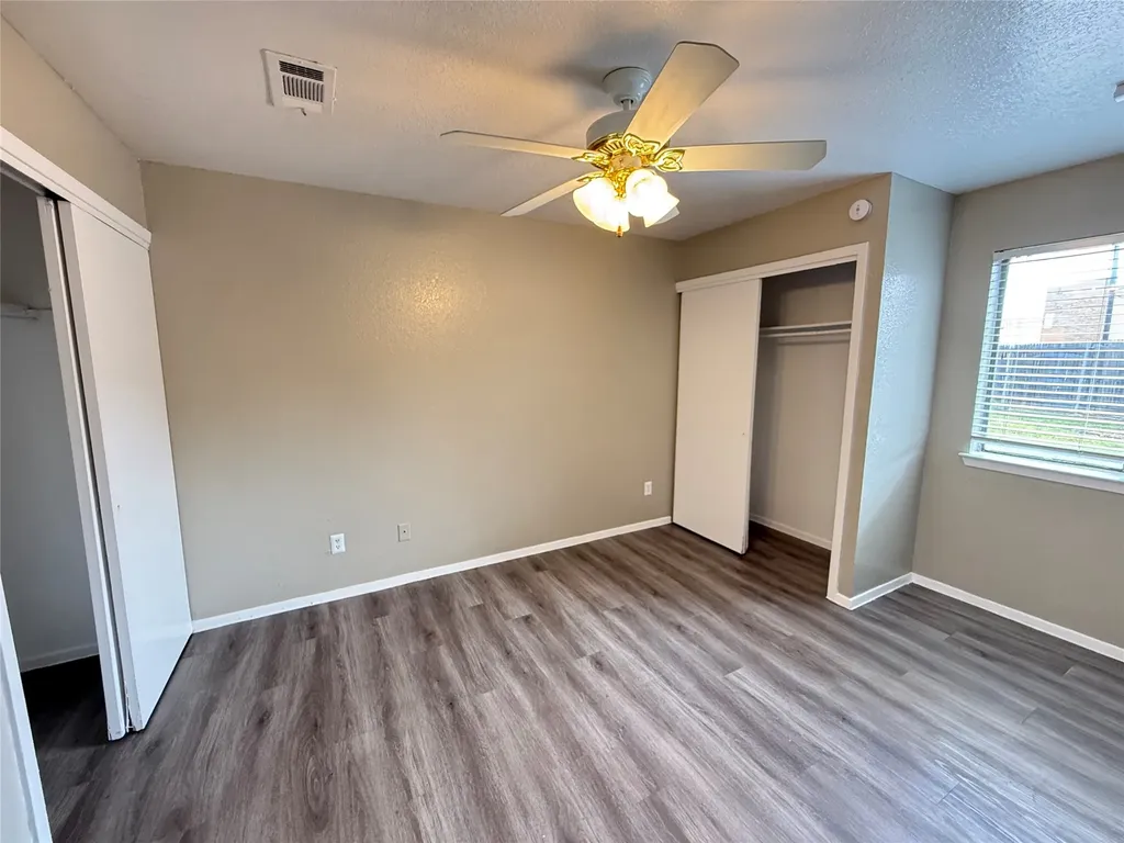 1122 Millview Drive Arlington TX 76012