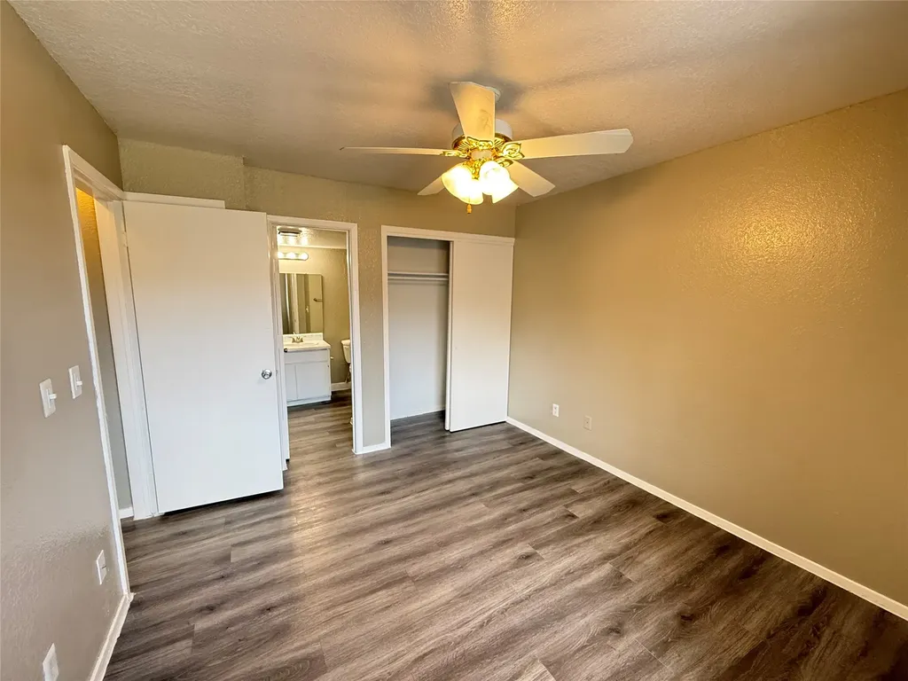 1122 Millview Drive Arlington TX 76012
