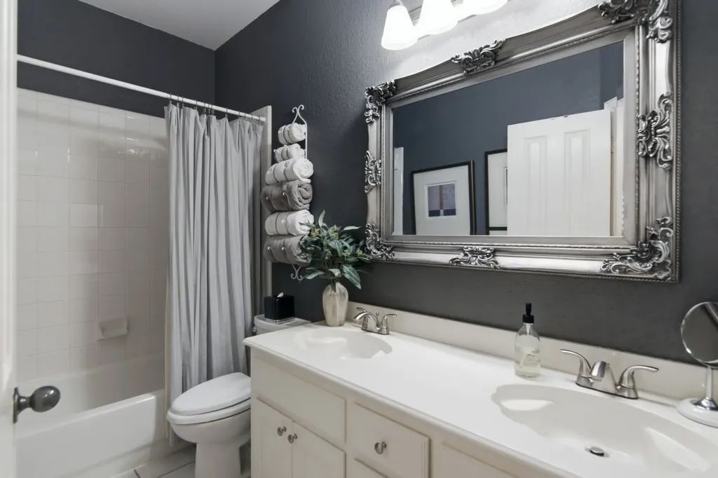 2702 Pinehurst Drive Grapevine TX 76051