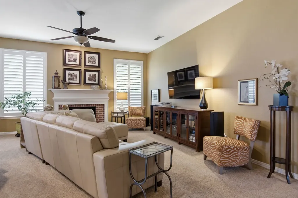 2702 Pinehurst Drive Grapevine TX 76051