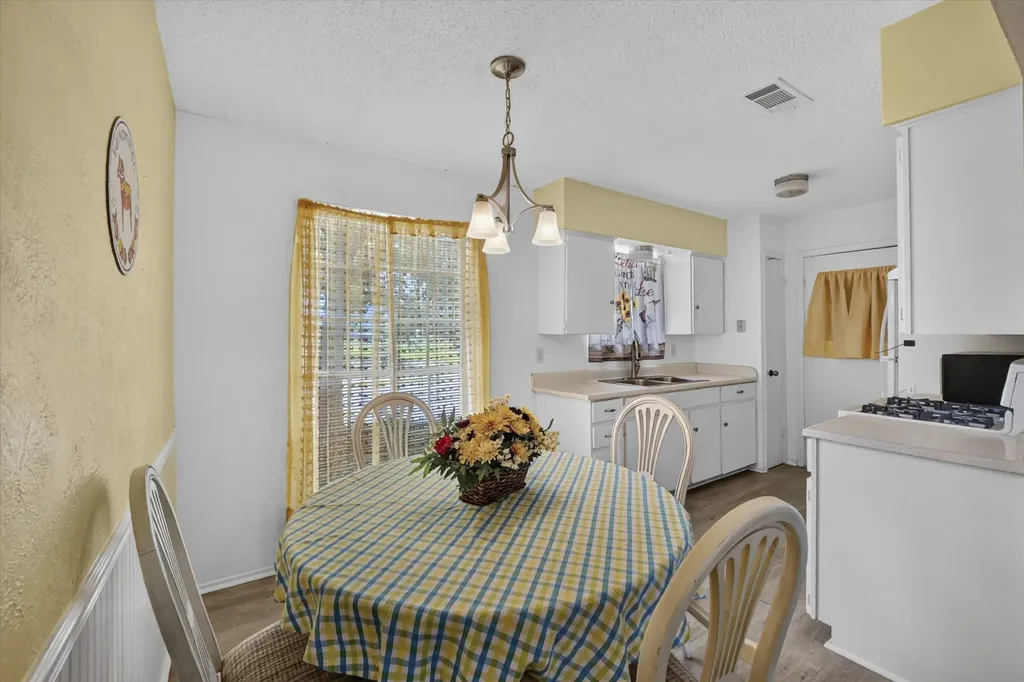 14413 Horseshoe Trail Balch Springs TX 75180