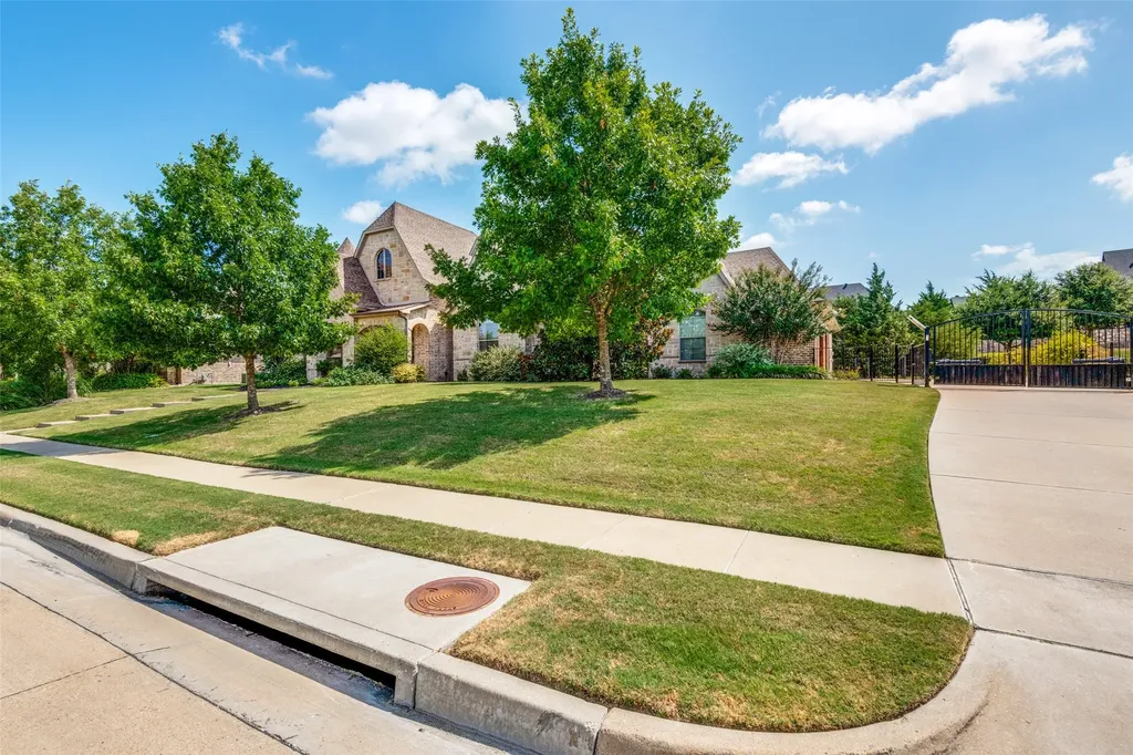 121 Brentwood Drive Heath TX 75032