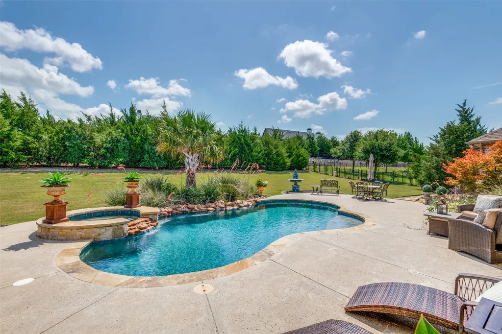 121 Brentwood Drive Heath TX 75032