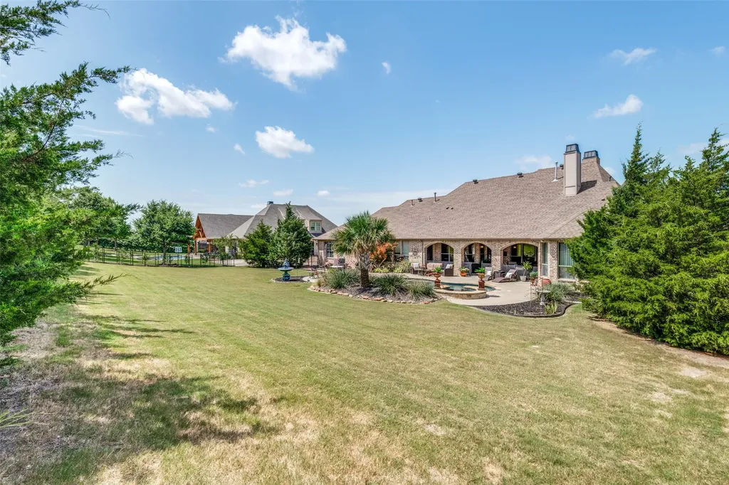 121 Brentwood Drive Heath TX 75032